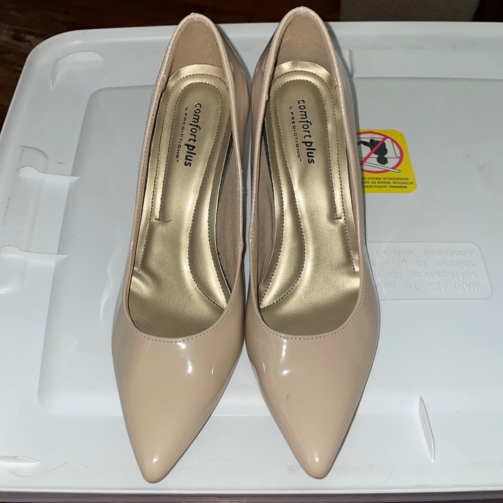 Nude heels